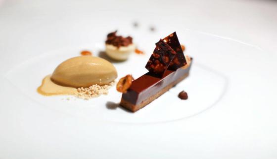 419761_10150658975628394_867998929_n