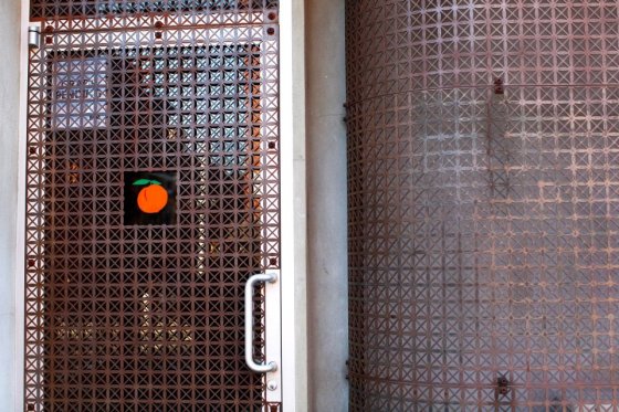 523945_10150852259973394_273251765_n