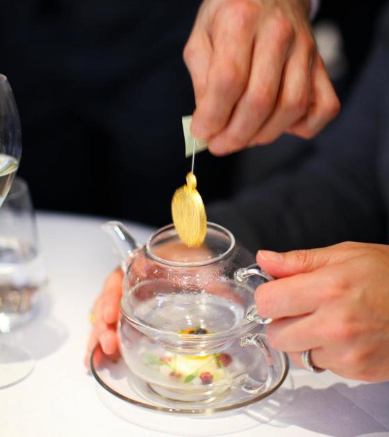 149477_10150884410013394_163699367_n