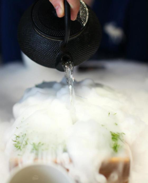 529821_10150884408753394_1625574223_n